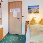 Adonis Otel 3*