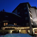 Adonis Hotel Zermatt