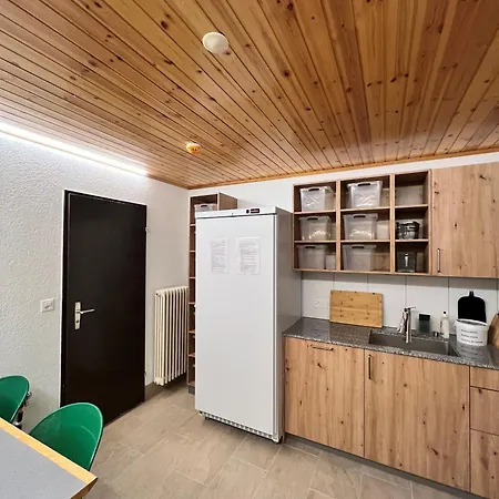 Otel Adonis