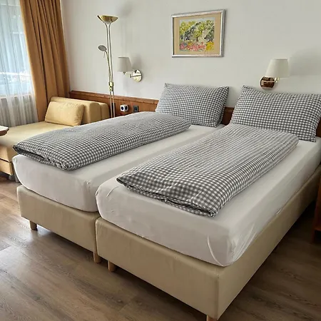 Adonis 3* Церматт