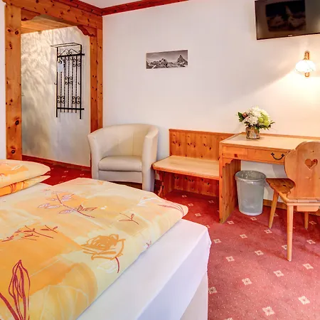Hotel Adonis 3*