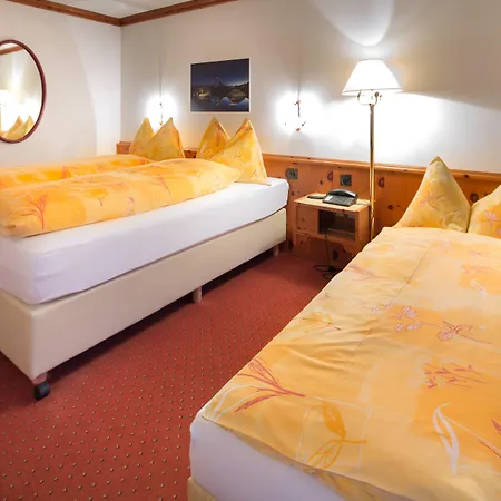 Adonis Hotel