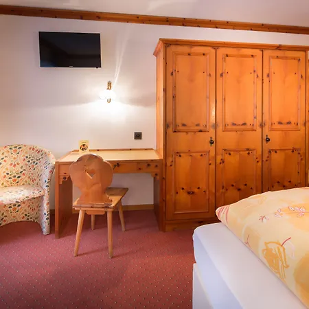 Hotel Adonis 3*