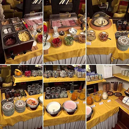 Adonis Hotel 3*