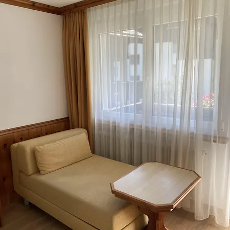 Hotel Adonis