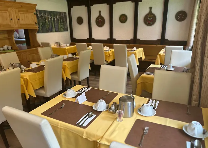 アドニス ホテル